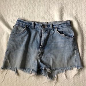 Lee demin cut off shorts sz 28